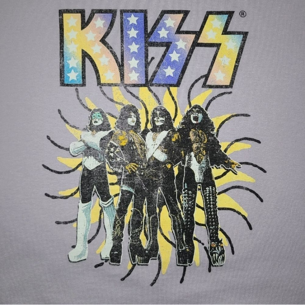 Kiss Kids Graphic T-Shirt Light Purple Oversized Band Tee New With Retail Tags - Picture 3 of 15